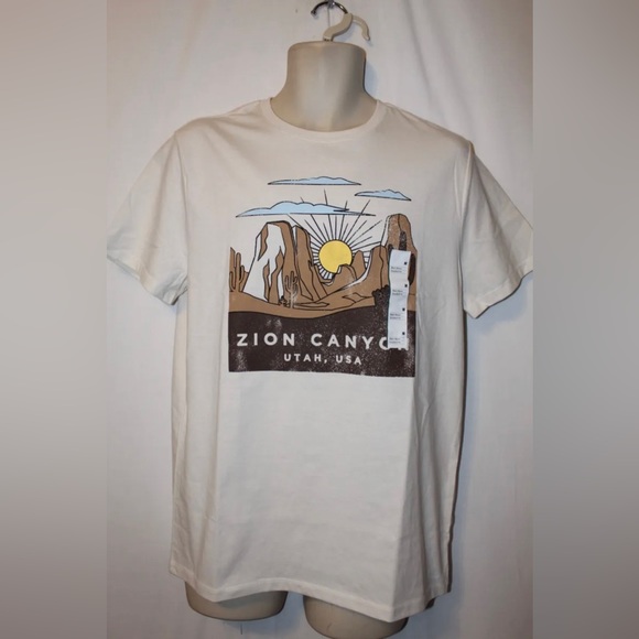 Goodfellow & Co Other - Mens Zion Canyon T-Shirt Size M